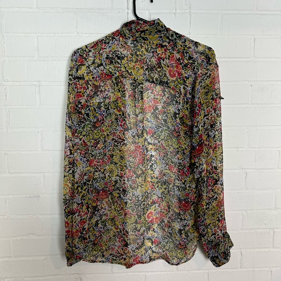 Equipment Femme Floral Sheer Button Down Top - Picture 4 of 5
